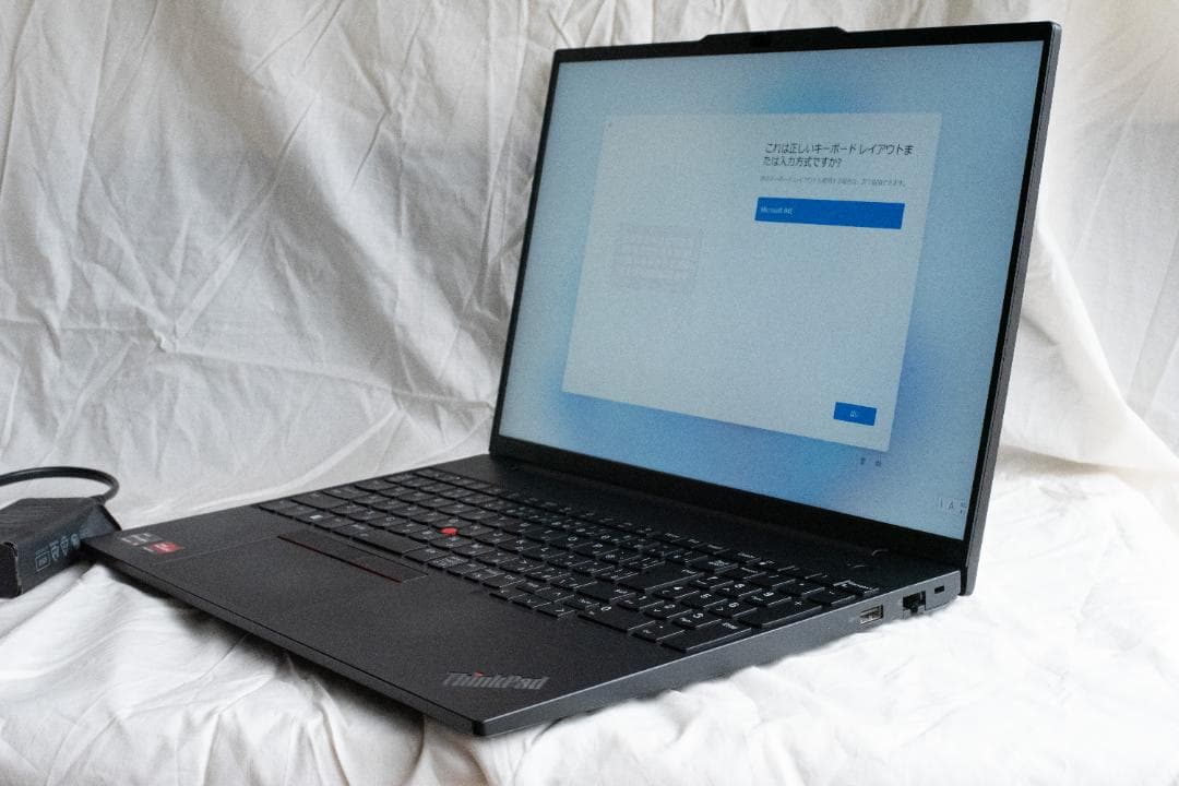 ThinkPad E16 Gen1 / Ryzen5 7530U / 16インチ