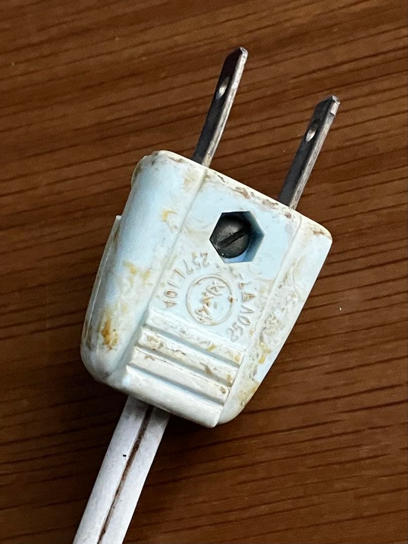 TOSHIBA 昭和レトロ　4枚羽根　扇風機　実働機　動作確認済品