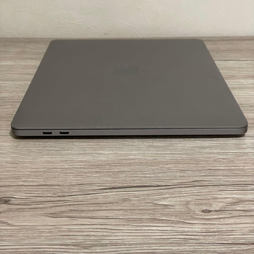 MacBook Pro 13インチ 2019 i7/16GB/512GB
