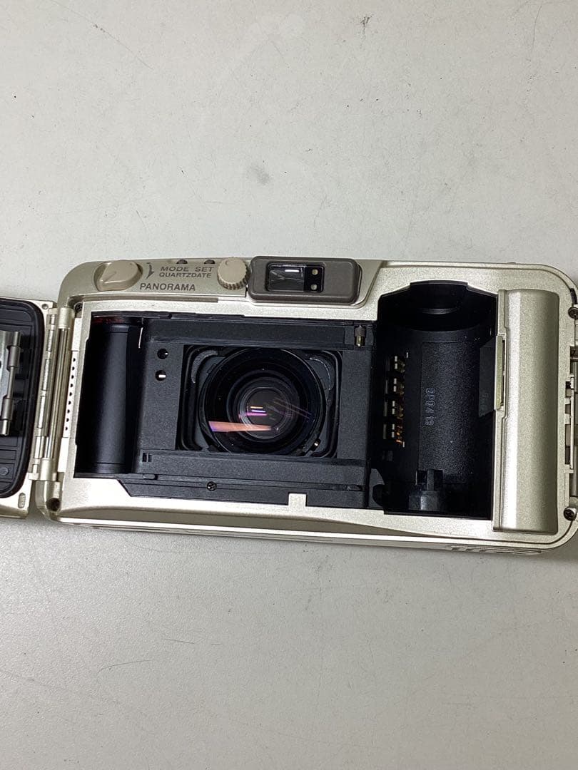 Olympus μ ZOOM105 DELUXEコンパクトフィルムカメラ