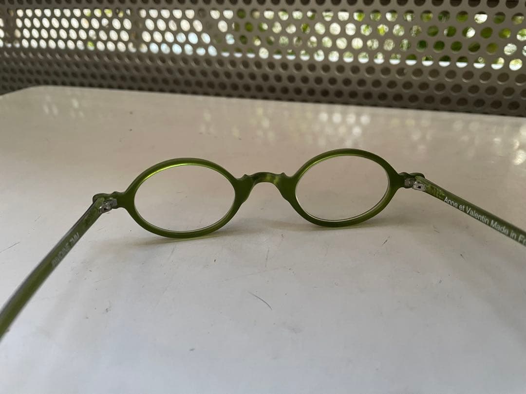 Anne et Vaientin 老眼鏡