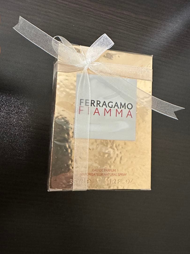 【新品未使用】Ferragamo Fiamma フェラガモフィアマ香水