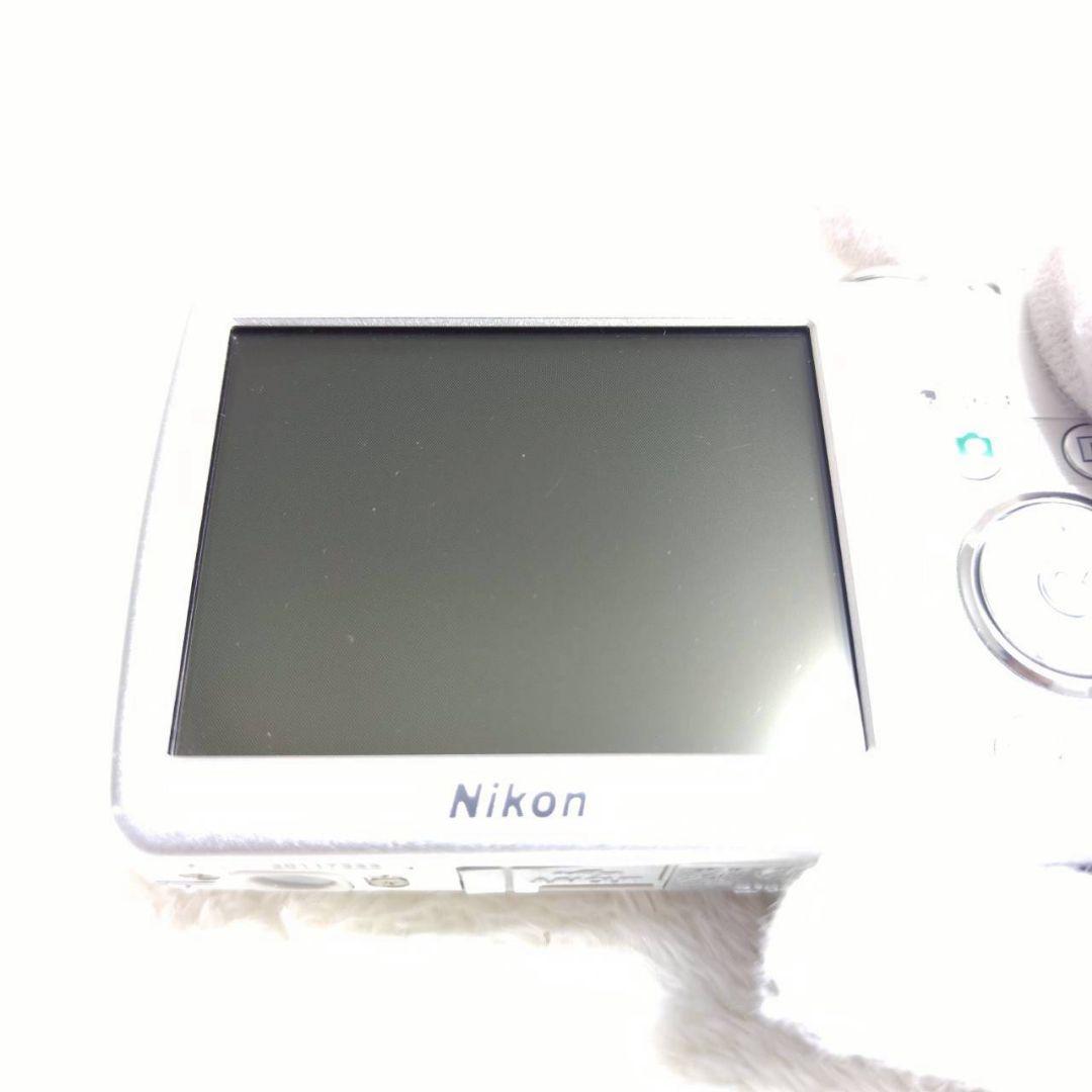 極美品✨NIKON COOLPIX S220 シルバー デジカメ