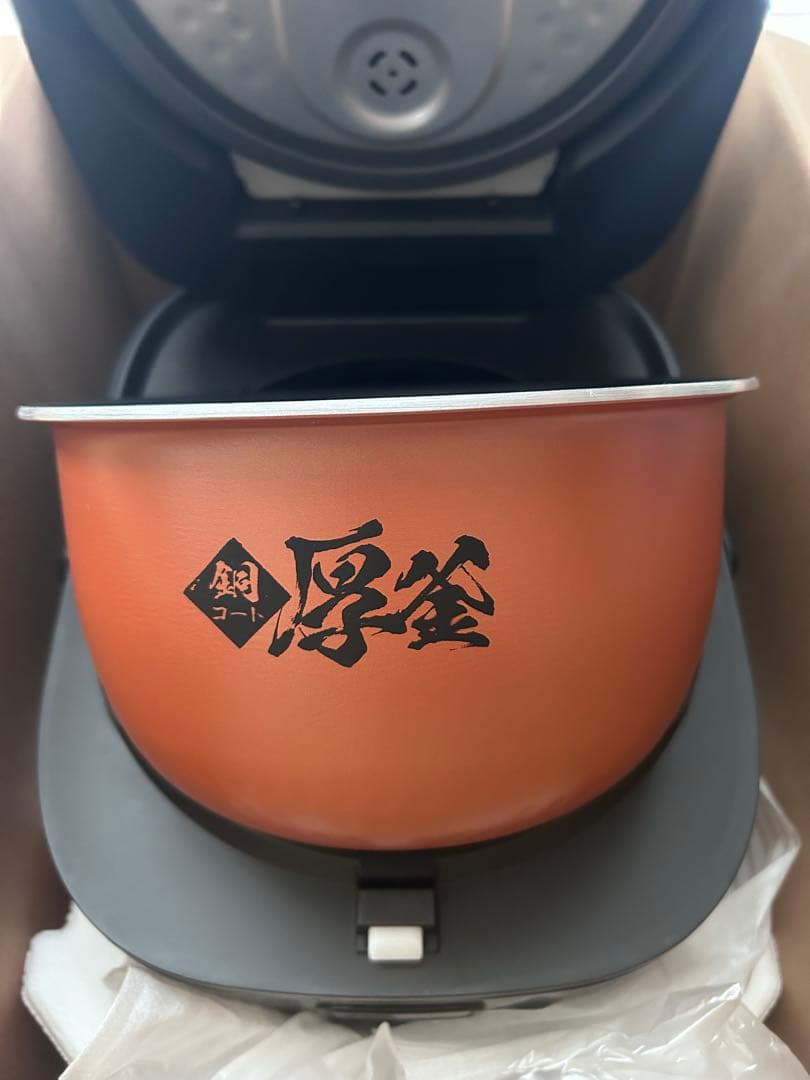 【新品同様】5.5合炊き　IH炊飯器