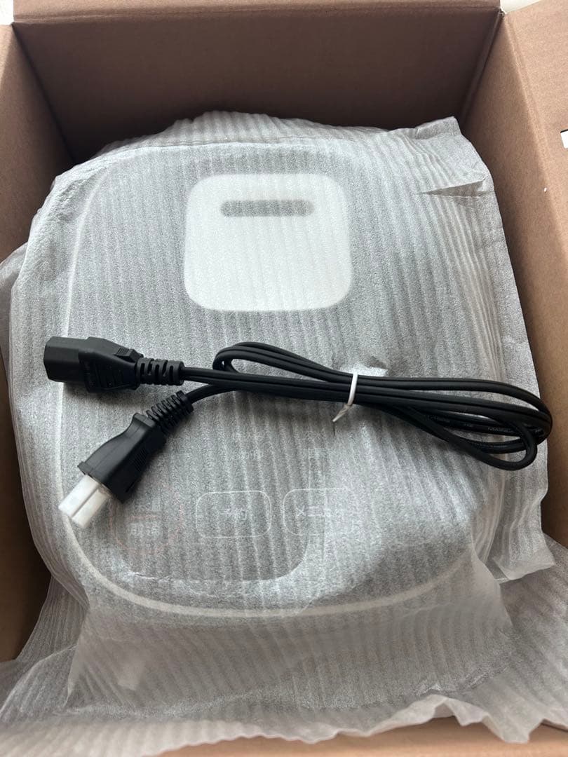 【新品同様】5.5合炊き　IH炊飯器