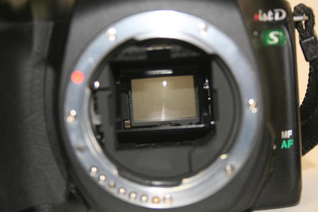 【動作確認済】ペンタックスistDS+smcPENAXDA18-55㎜（D10）