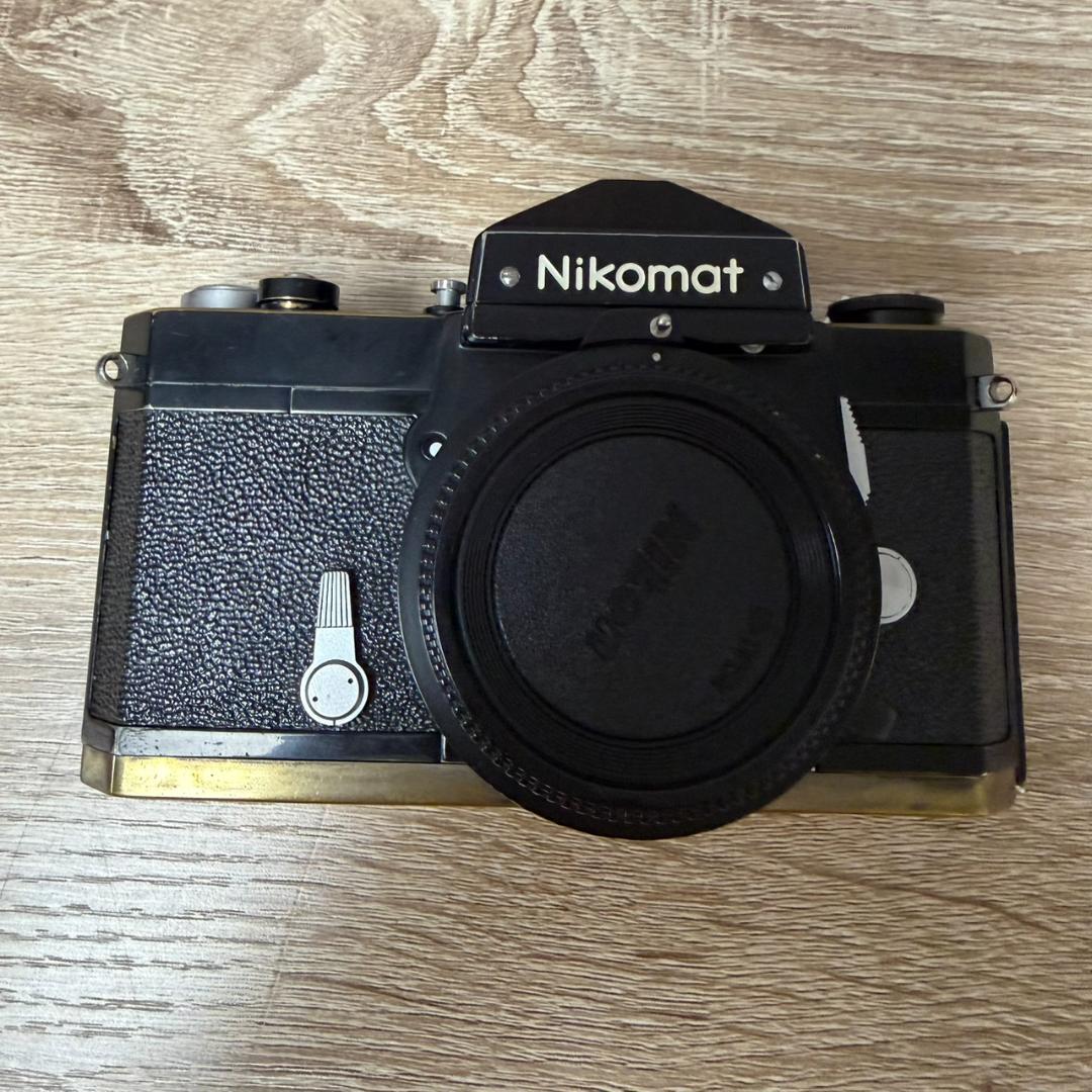 777680/Nikomat FT N ボディ ゴールド ブラック カメラ