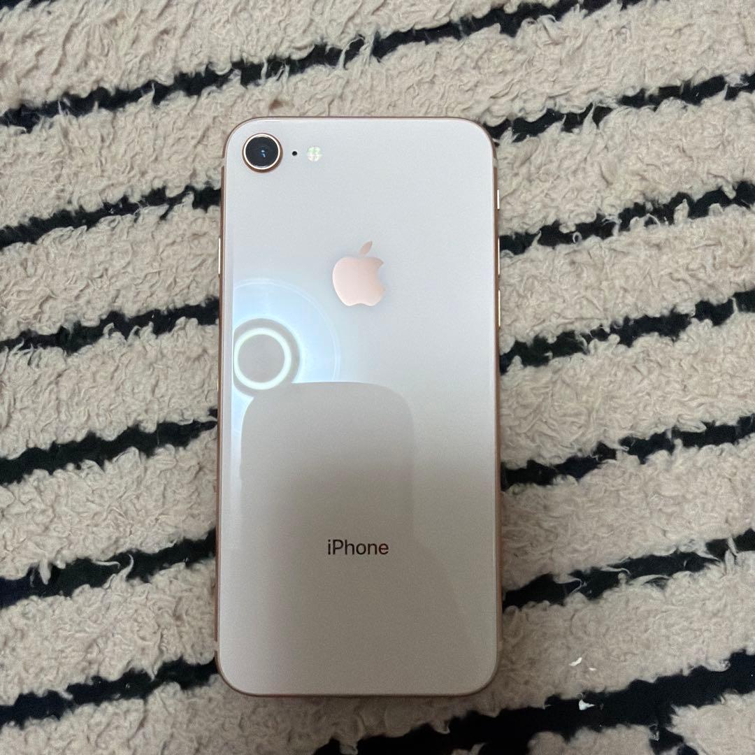 Apple iPhone8ゴールド 本体