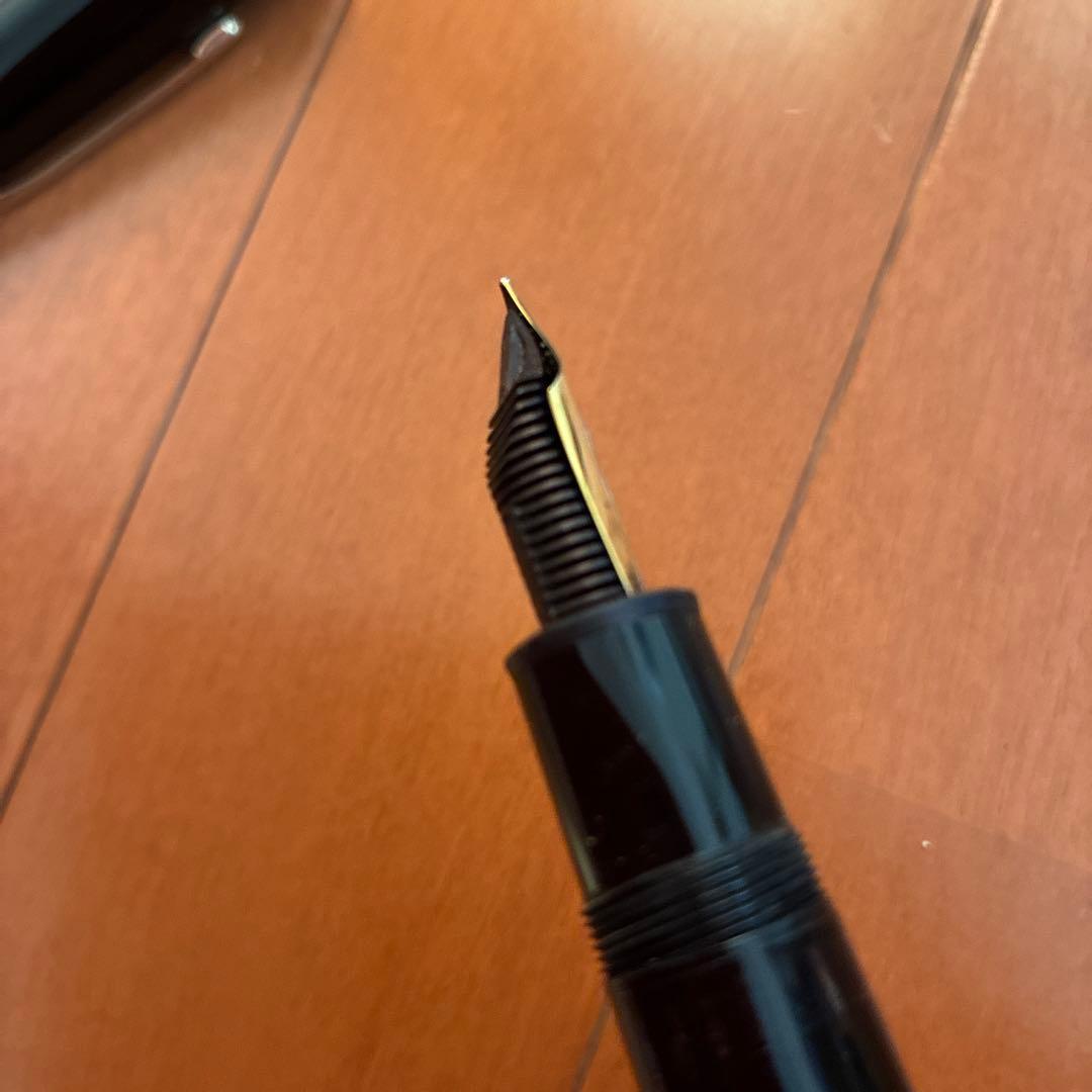 Montblanc ブラック 万年筆 Mサイズ
