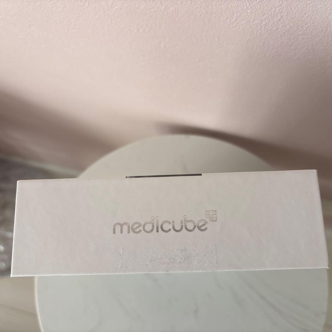 新品未使用品 Medicube AGE-R BOOSTER-H 美顔器