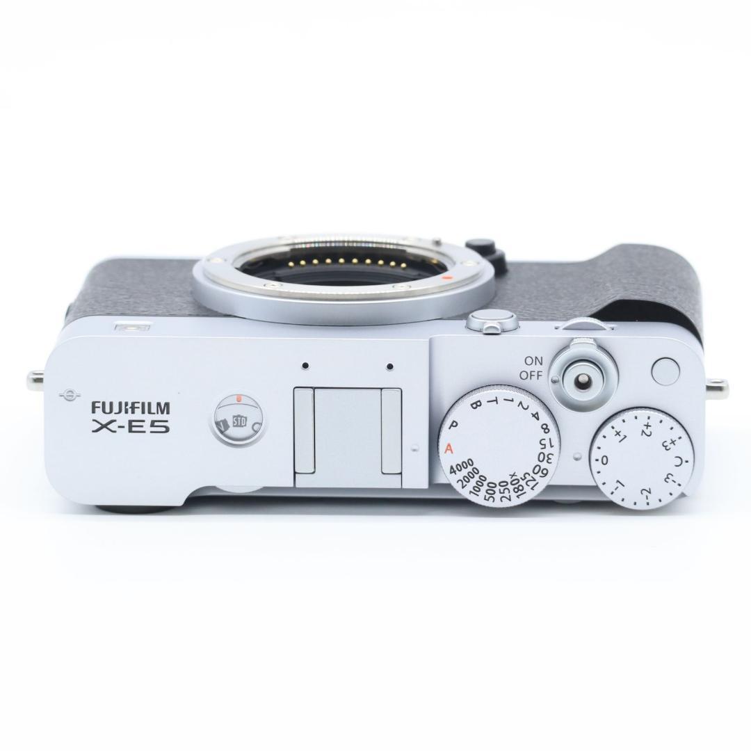 【ショット数372】FUJIFILM X-E5 ボディ シルバー
