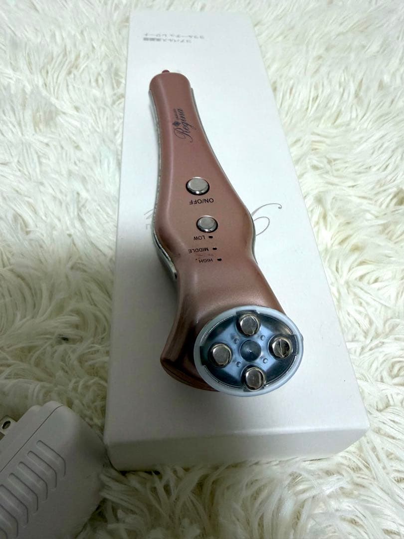 Regina 美顔器　ララルーチュ　レジーナ　LED