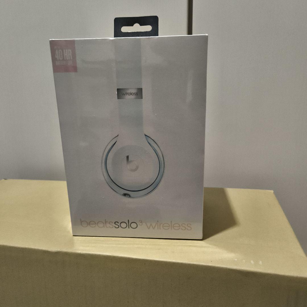 Beats Solo3 Wireless ホワイト
