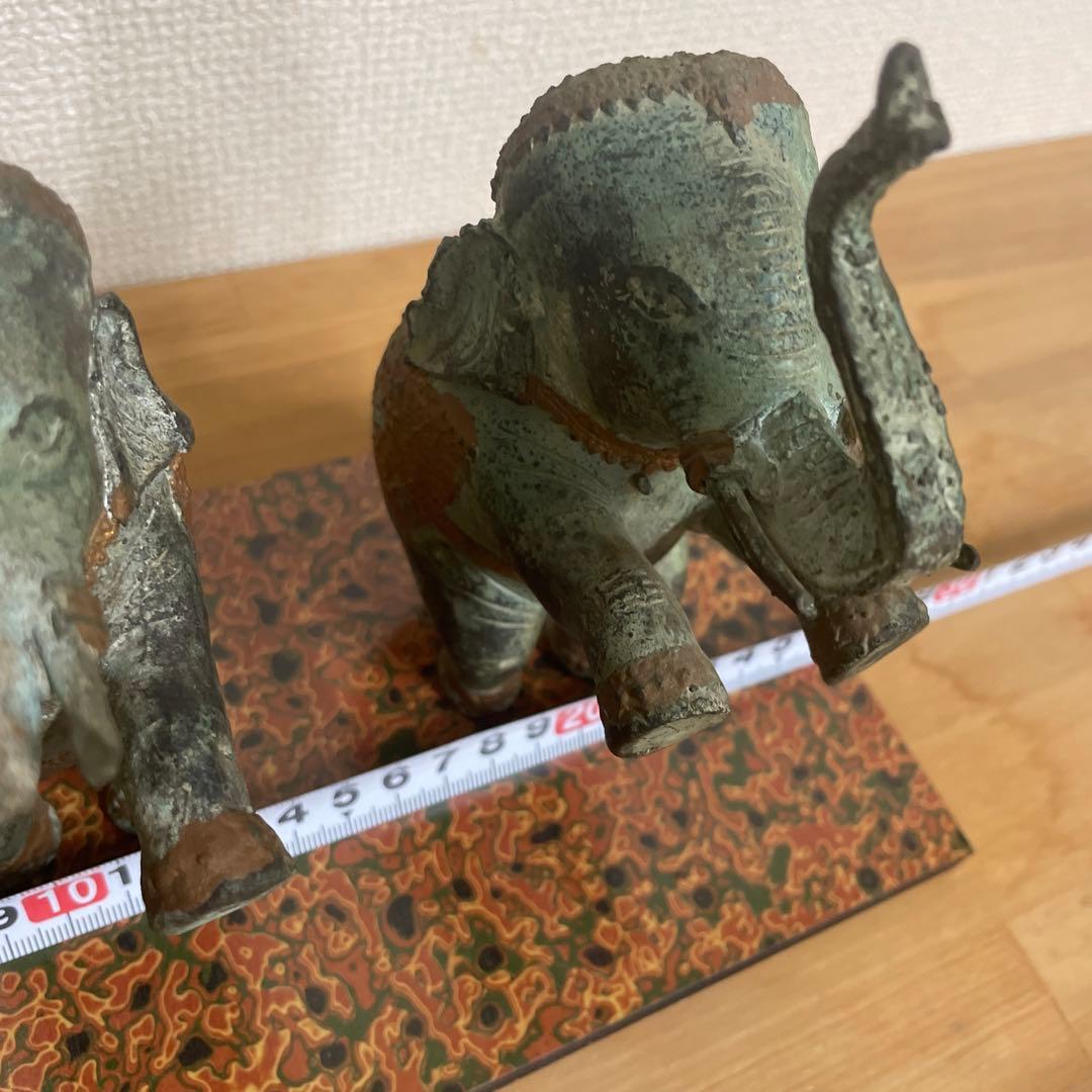 青銅製象の彫刻 金色装飾付き　像　運気が上がる　タイ　タイ製品　ガネーシャ　金運