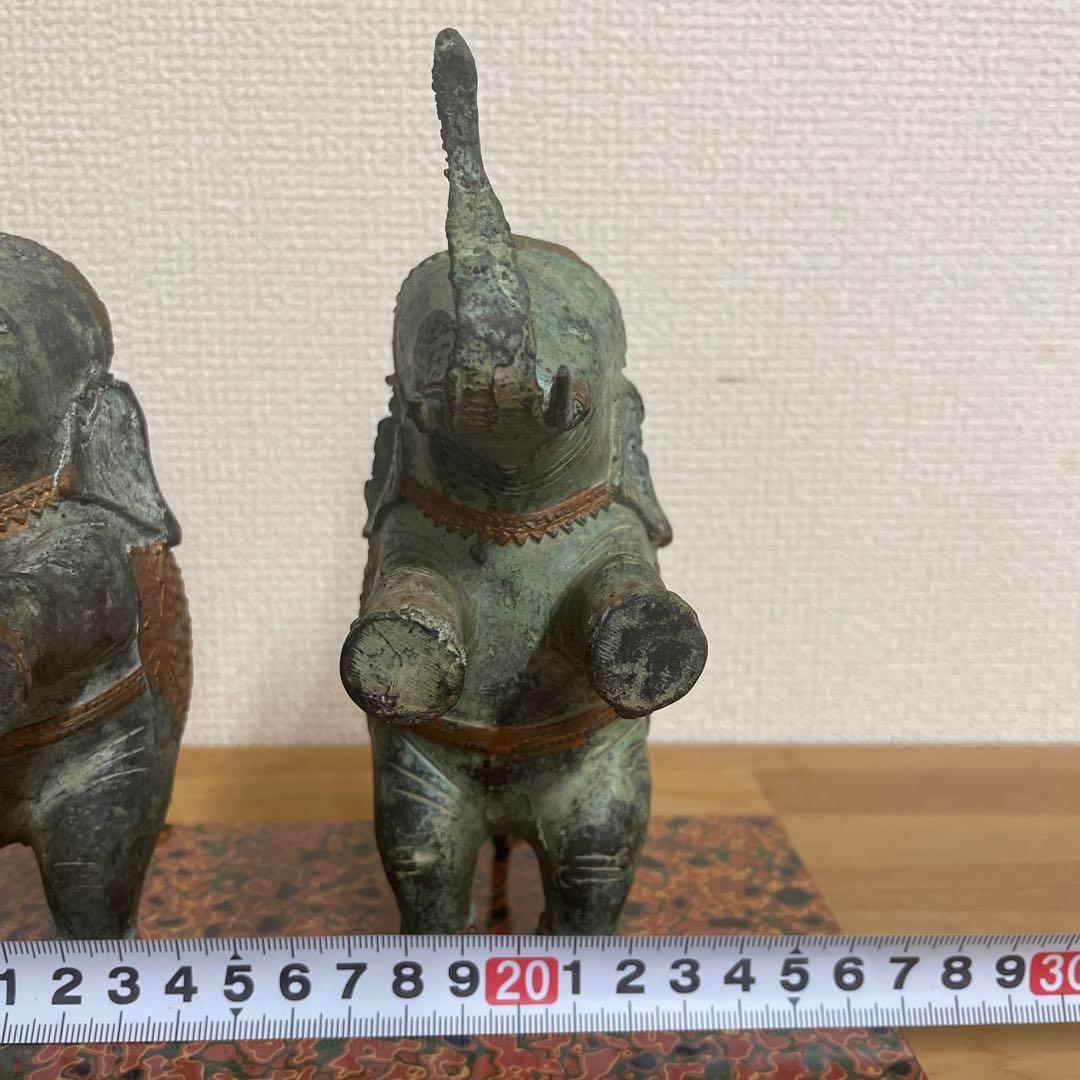 青銅製象の彫刻 金色装飾付き　像　運気が上がる　タイ　タイ製品　ガネーシャ　金運