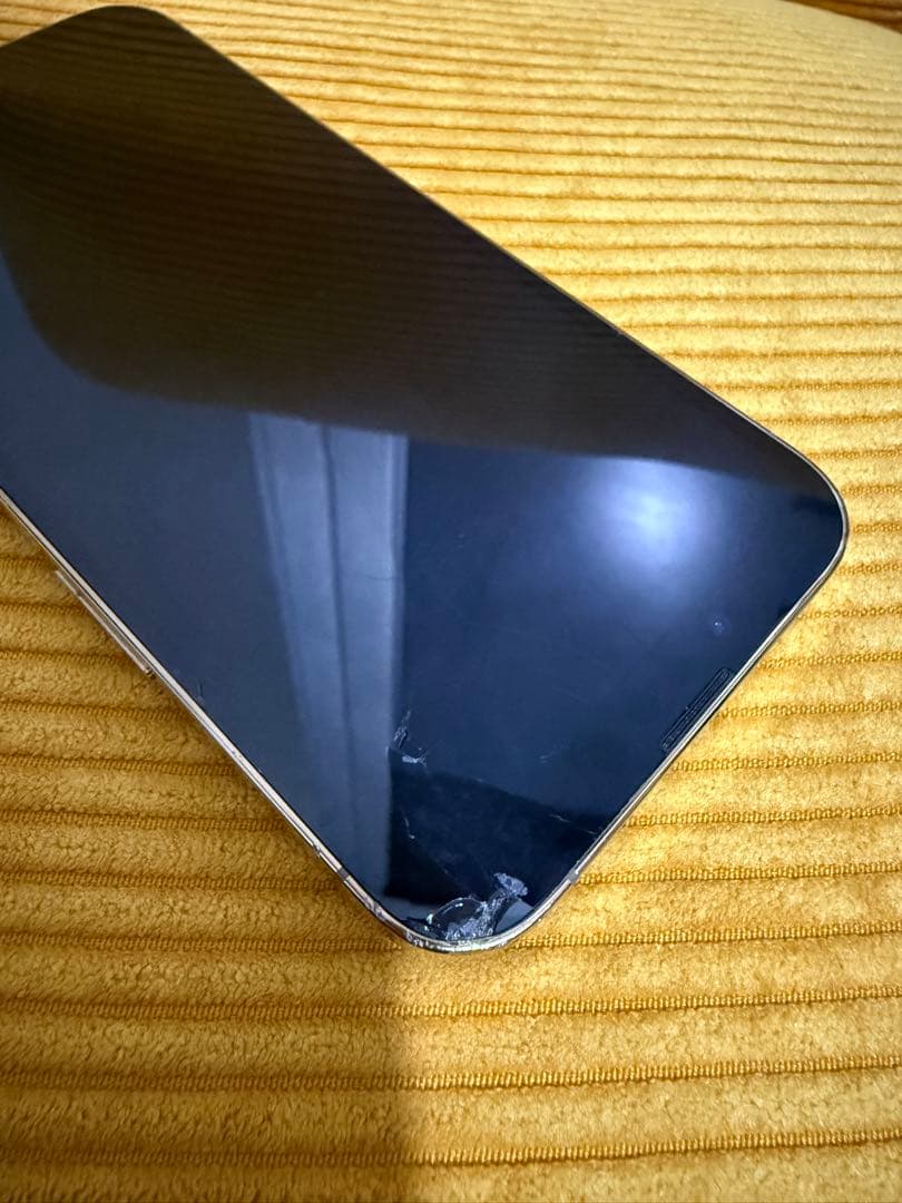 Apple iPhone 13 Pro 【お値下げ可】