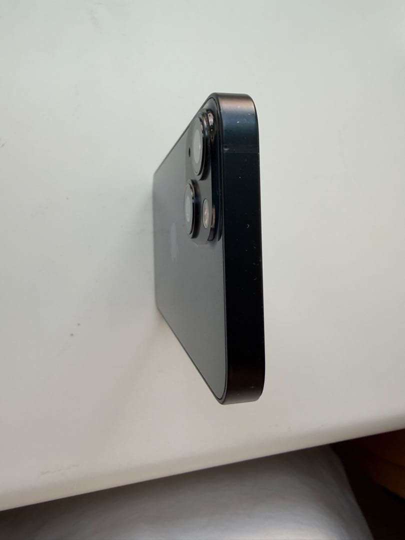 iPhone 13 mini ミッドナイト 128 GB（外箱あり・画面傷あり）