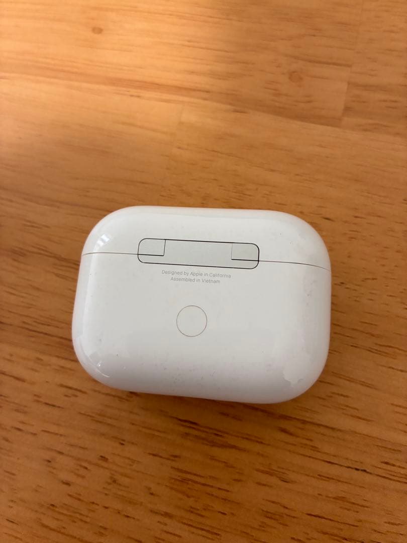 美品AirPods Pro第2世代（エジューカバー付き）