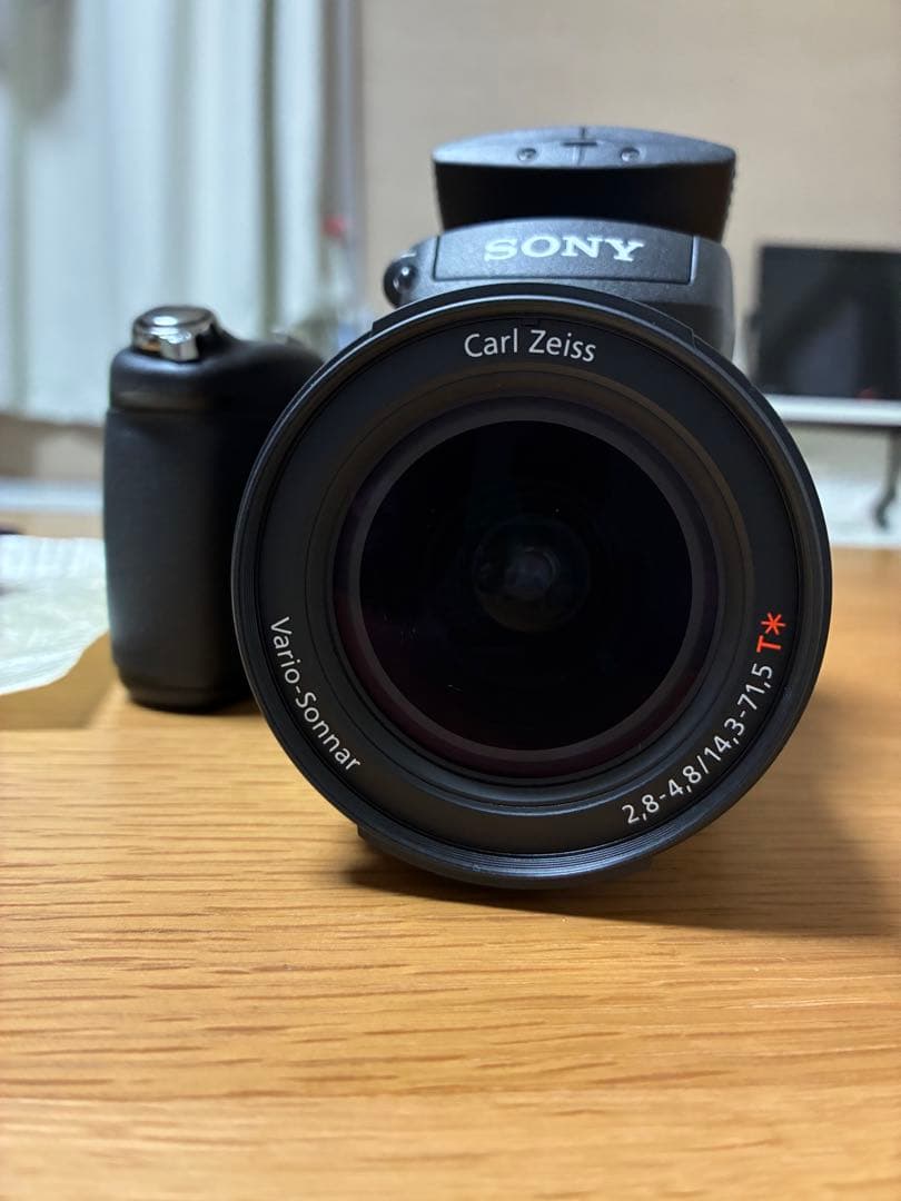 Sony Cyber-shot dsc-R1 美品