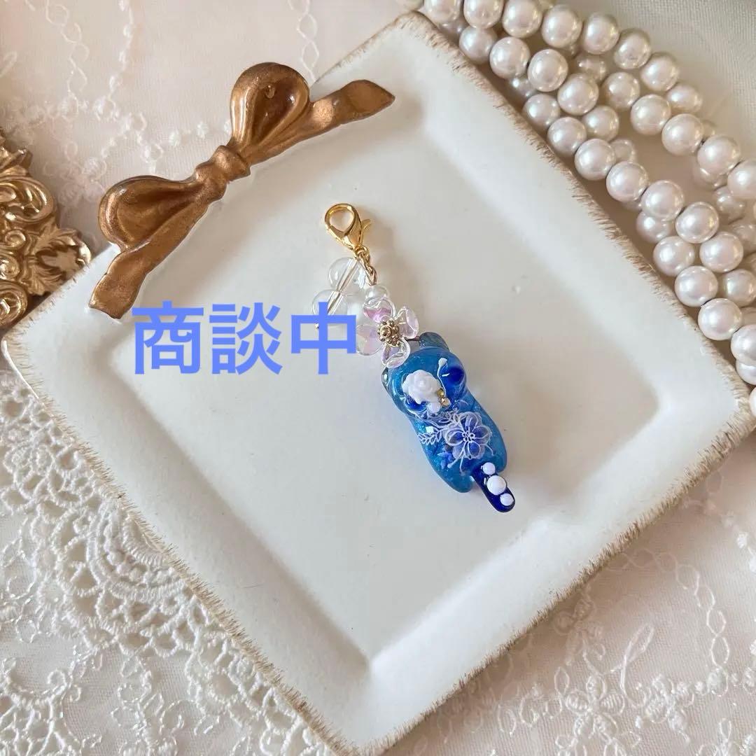 ฅ❤️ レジン　ねこ　天然石　水晶　花　バックチャーム　チャーム　キーホルダー