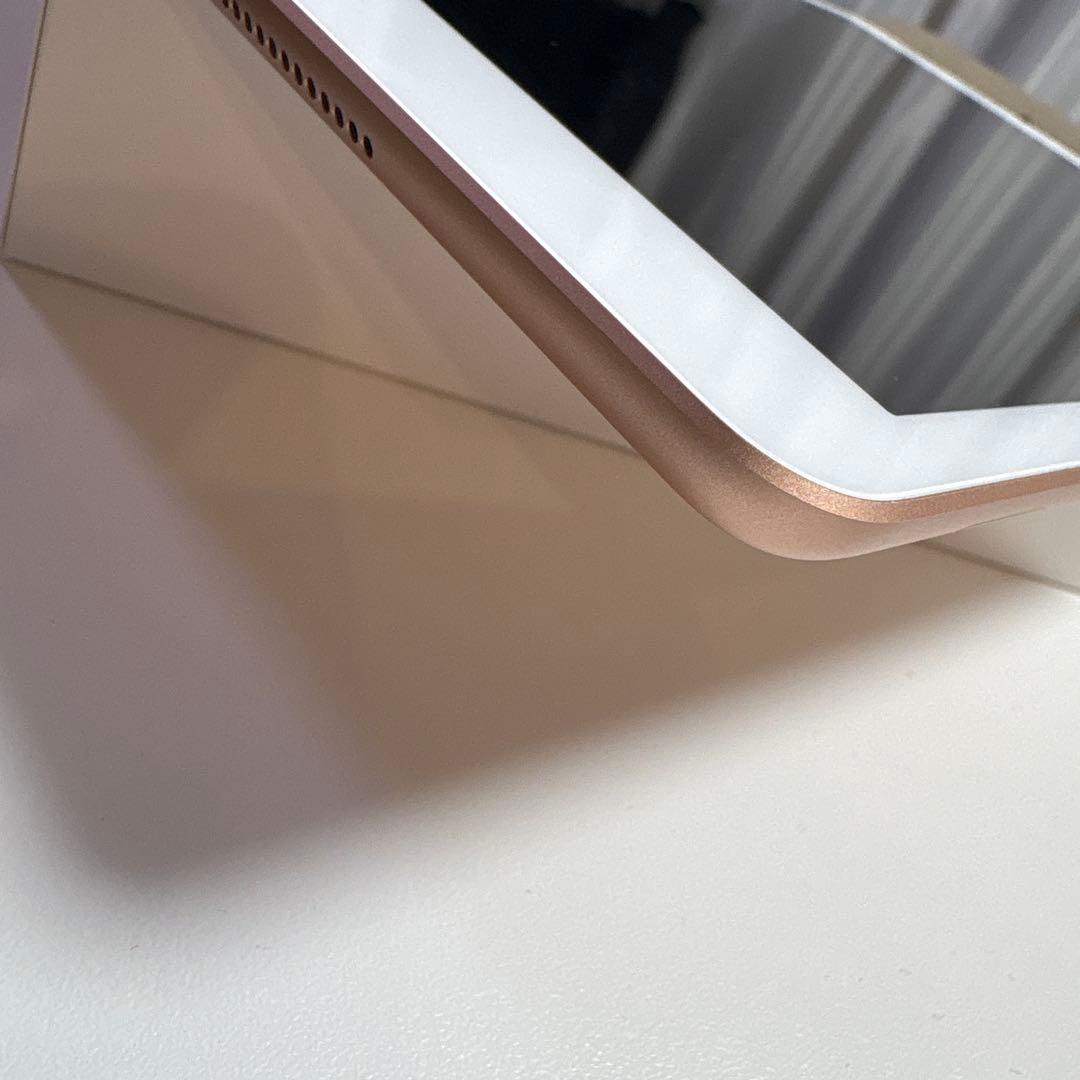 iPad 第7世代　Wi-Fi＋cellular 32G Apple penci
