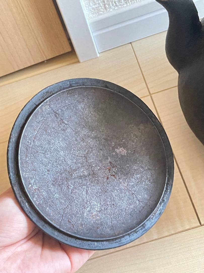 黒色 鋳鉄製鉄瓶 木箱付き
