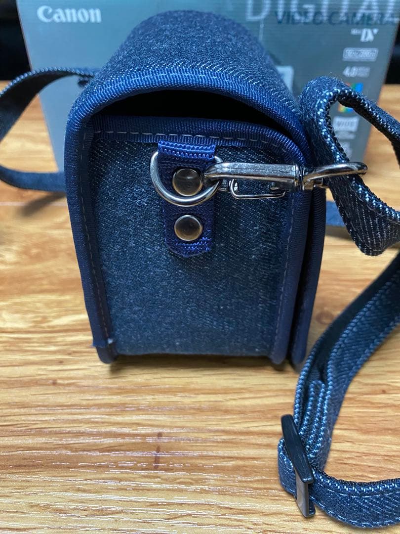 【美品】【動作確認済】CANON デジタルビデオカメラ IXY DV M5