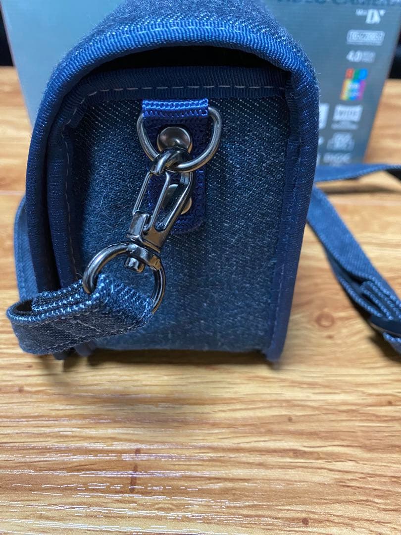 【美品】【動作確認済】CANON デジタルビデオカメラ IXY DV M5