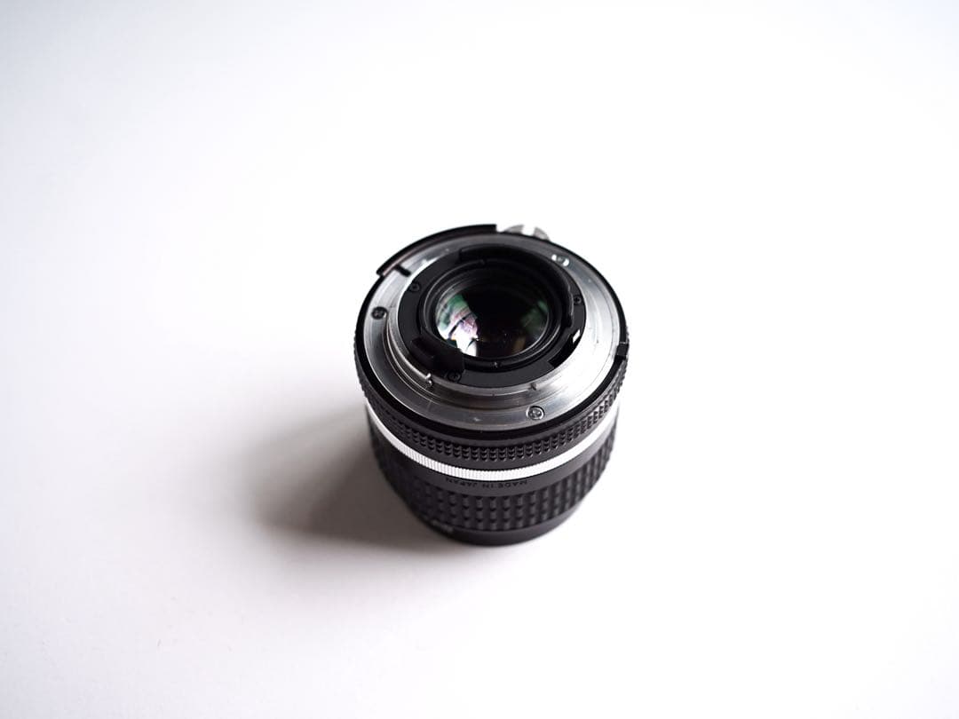 ニコン　Ai-s Nikkor 24mm f2