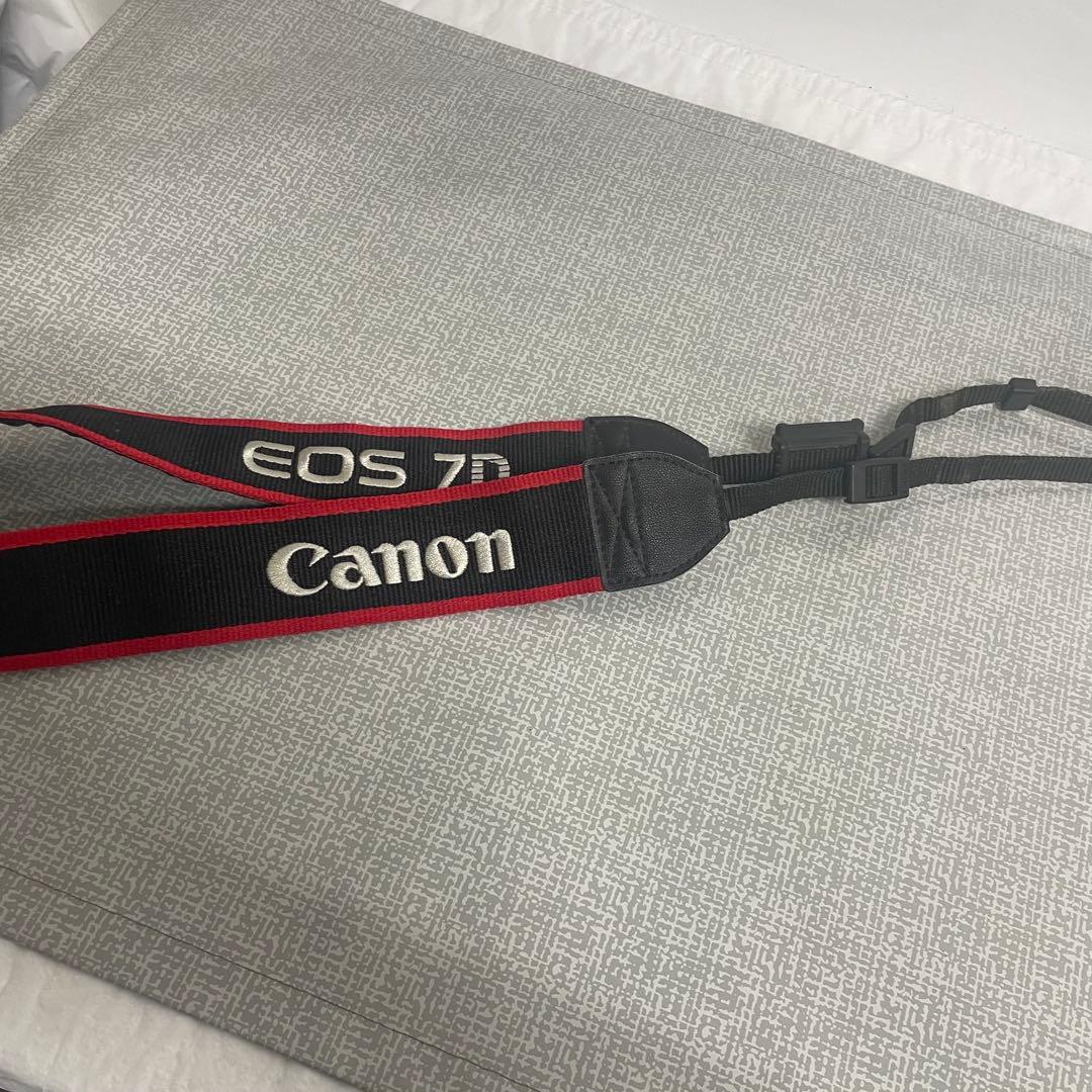 CANON EOS55 フィルム一眼レフ EF28-200mm USM 他 o