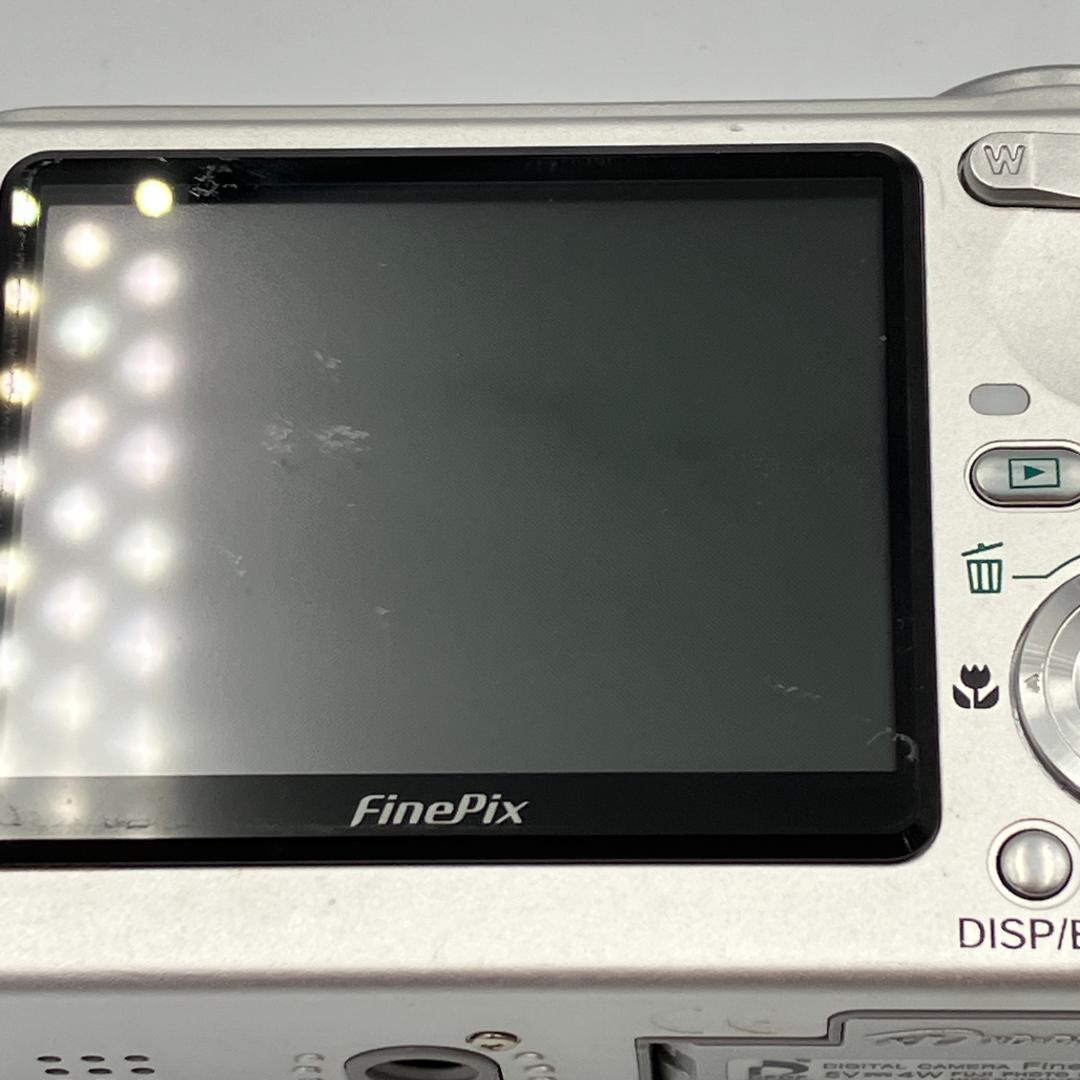 ⭐️名機CCDモデル⭐️FUJIFILM FinePix F10 シルバー