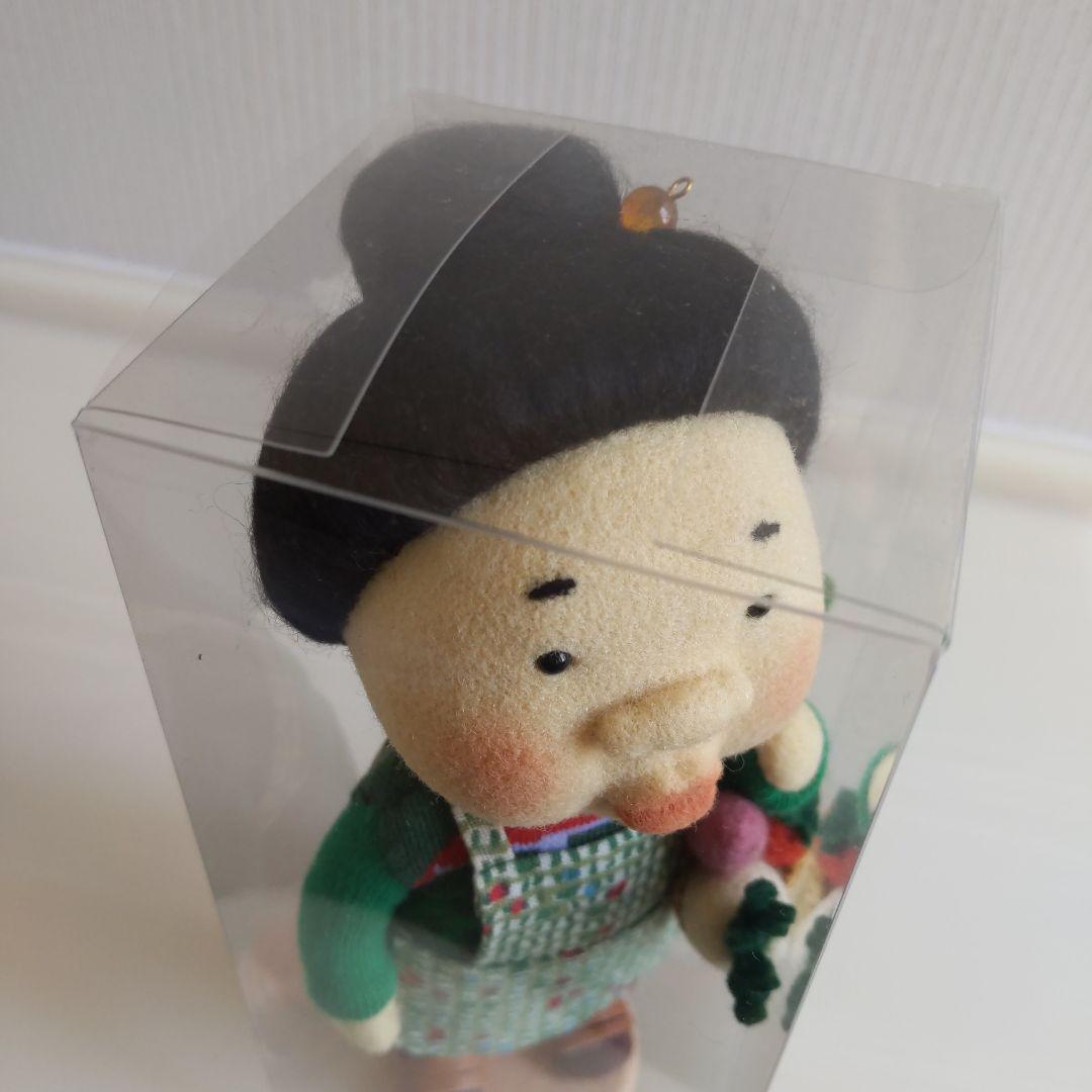 レア　人気作家　サッタペッタさん　羊毛フェルト 人形　おばちゃん　ぬいぐるみ