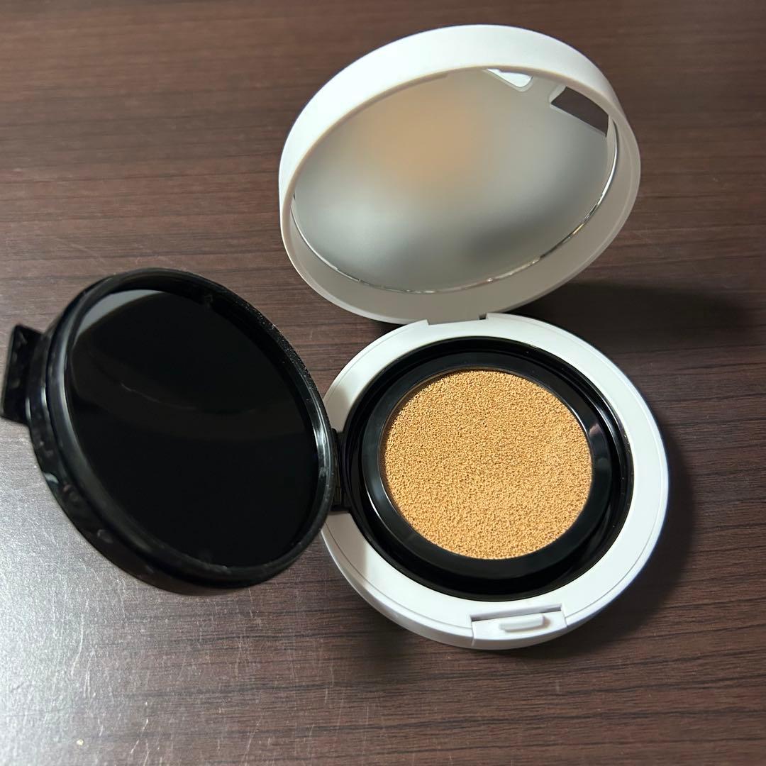 NARS ライトリフレクティングセラムクッションファンデーション　03795
