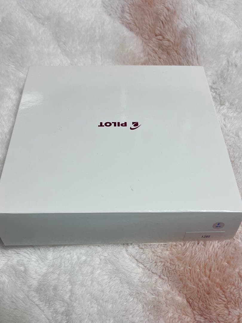 ☆限定 新品 未使用 パイロット 万年筆 キャップレス レッドコーラル ニブF☆