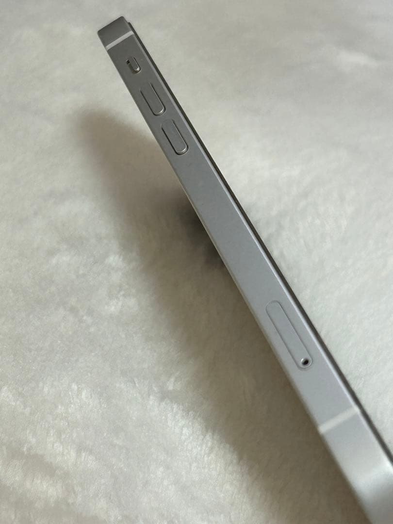iPhone 12 ホワイト 64GB (中古)