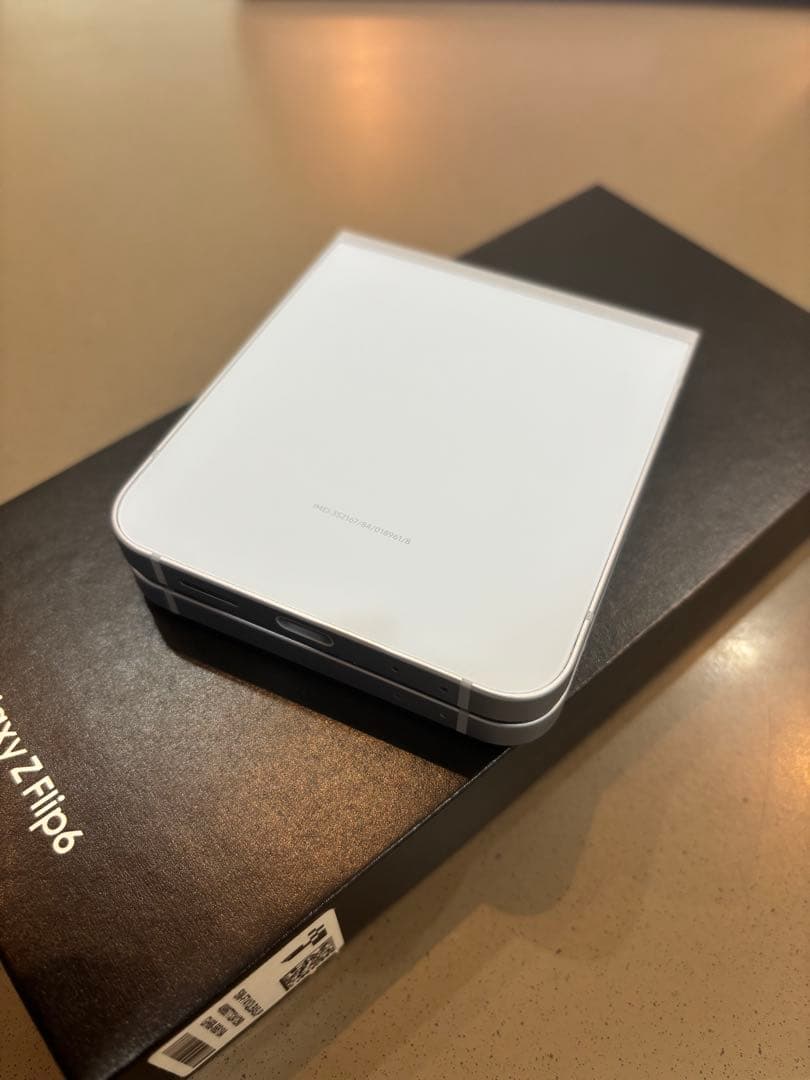 Galaxy Z Flip6 256GB ブルー 国内版 SIMフリー