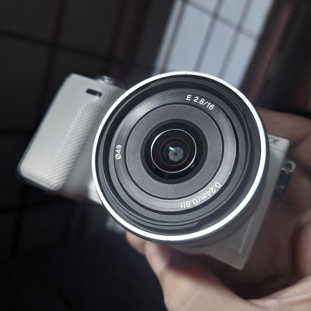 SONY NEX-5R ホワイト（ジャンク扱い）とオマケ