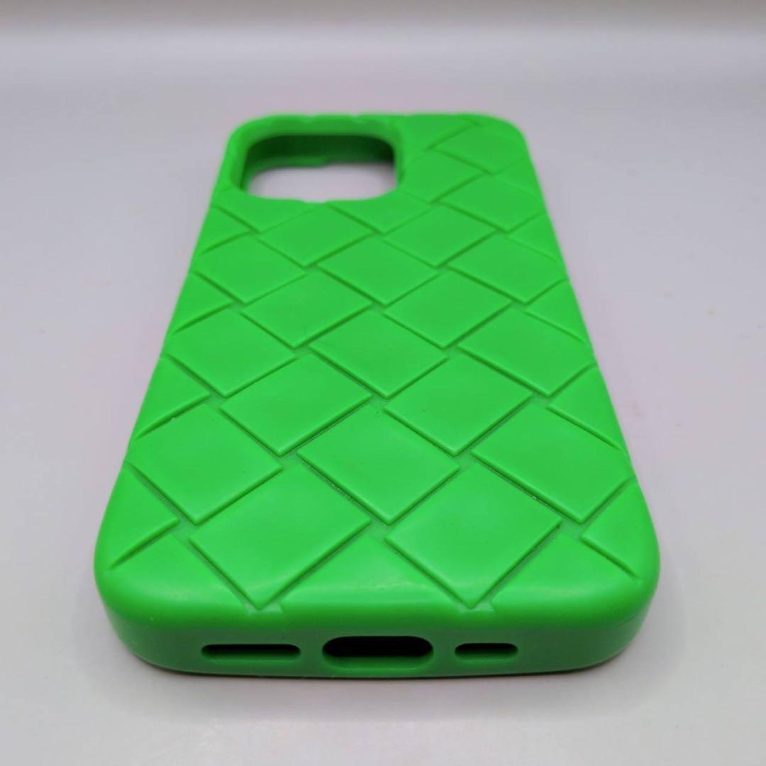 BOTTEGA VENETA グリーン iPhone14proケース☆