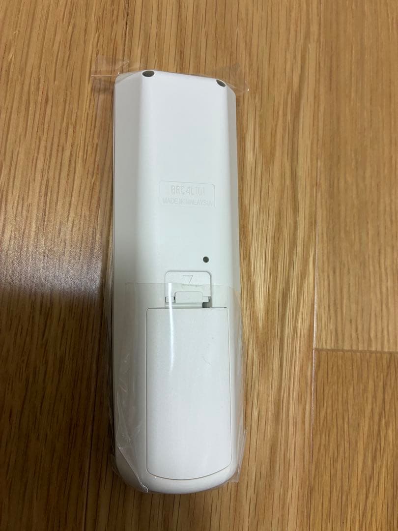 ダイキン BRC4L101 リモコン【新品】