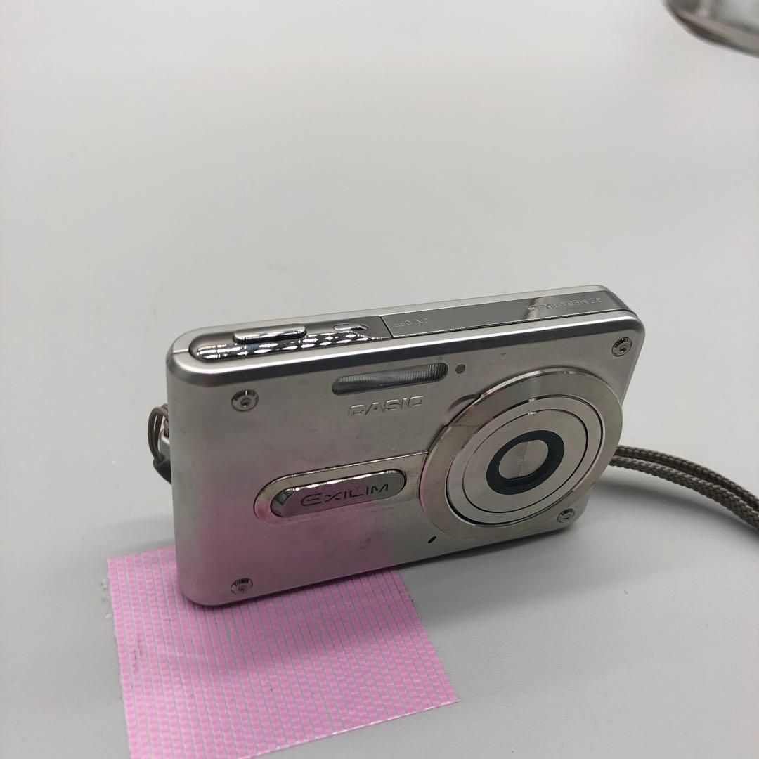 【美品】CASIO EXILIM EX-S100 デジタルカメラ　バッテリー　K