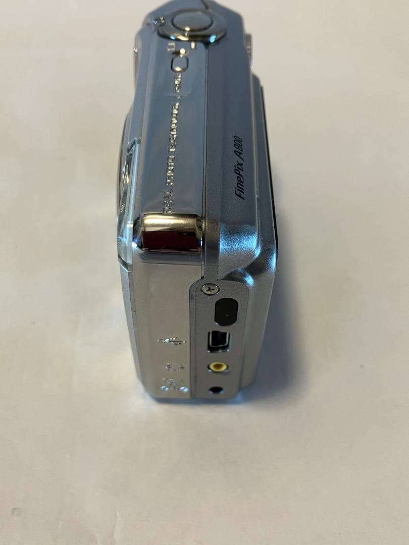 ★★【szillmy--】　小型デジカメ　Finpix A800