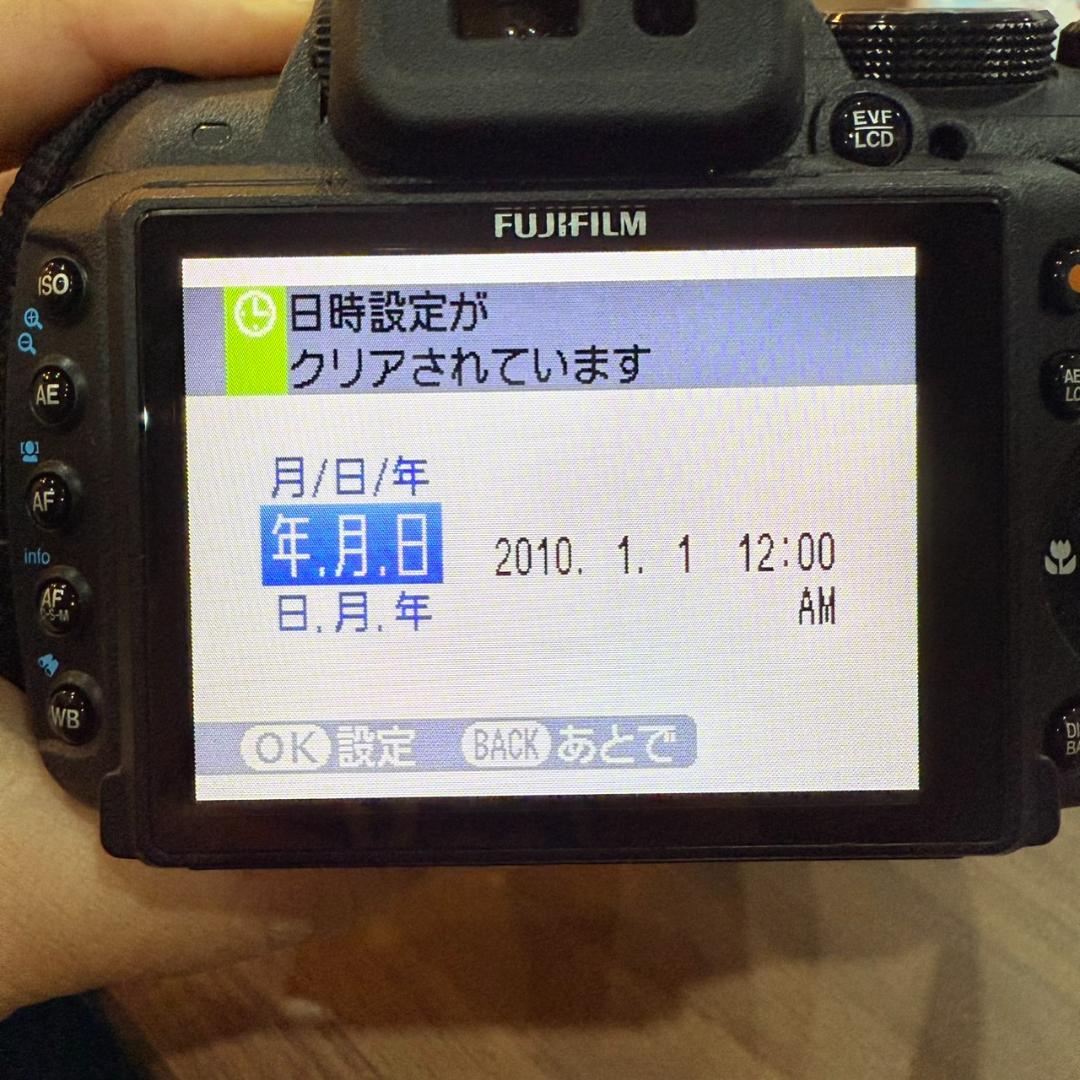 FUJIFILM 富士フイルム FinePix HS10 ネオ一眼 30倍ズーム