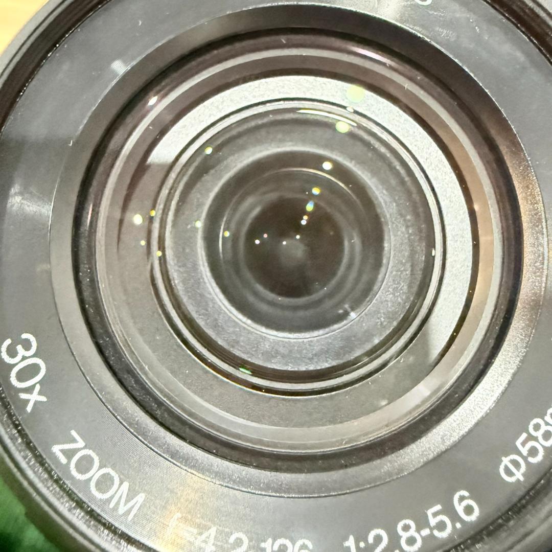FUJIFILM 富士フイルム FinePix HS10 ネオ一眼 30倍ズーム