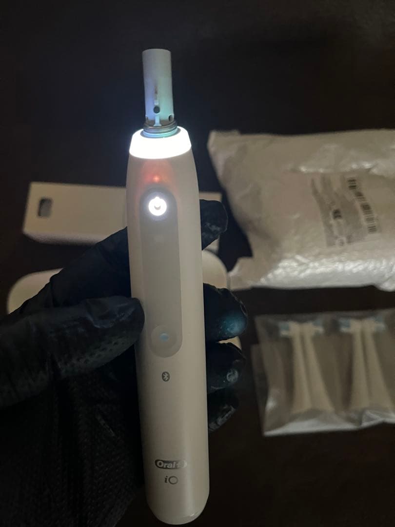 BRAUN Oral-B iO4 新品未使用品 クワイトホワイトその他