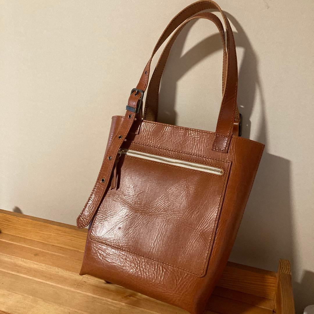 ハンドメイド　トートバッグ　ショルダーバッグ　　手提げ　イタリアンレザー