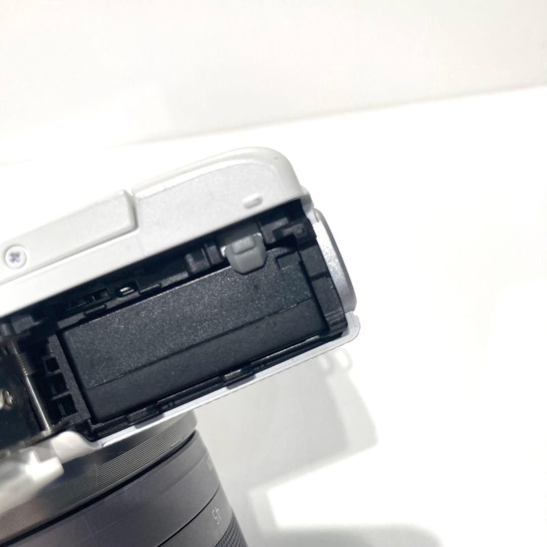 s2172 Canon EOS M100 デジタル一眼レフ フルセット レンズ付