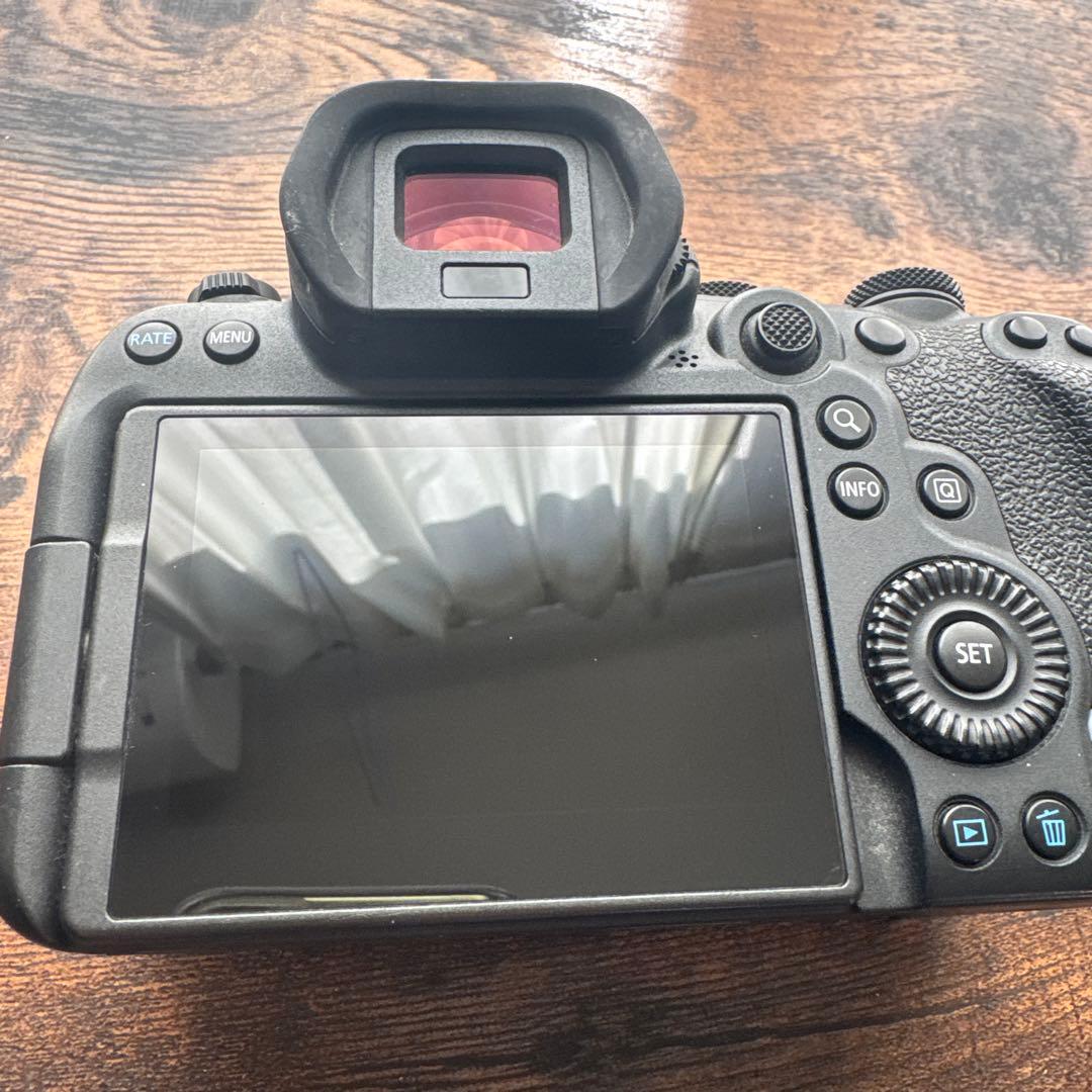 美品 キヤノン Canon R6 Mark2 本体