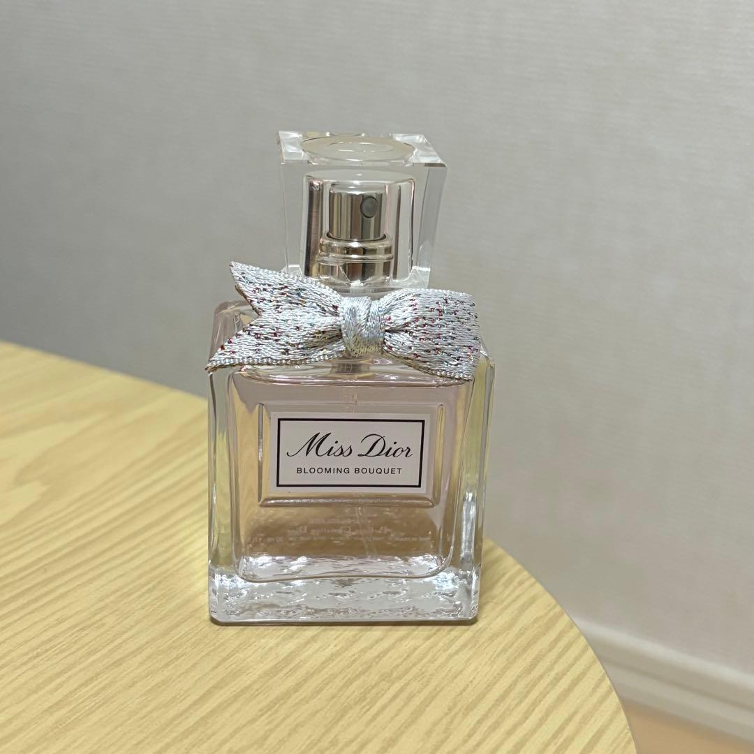 【美品】ミスディオール　ブルーミングブーケ30ml