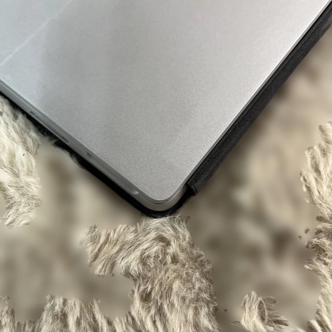 軽量小型タブレットPC Surface Go 2 10.5 インチ