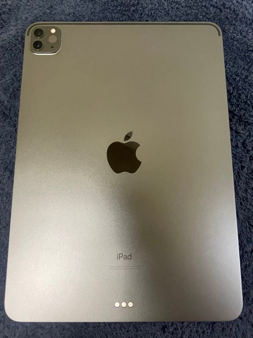 本体・キーボード付けます・箱あり　Apple iPad Pro 本体